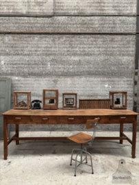 Authentieke halfhoge schooltafel bureau keukeneiland 280 cm lengte 147928