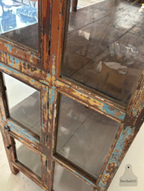 Unieke labo winkel vitrine antiek 148162 in onze unit bij Loods 5