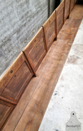 Antieke kerkbank lengte 410 cm 147376 verkocht