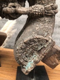 Antieke houten paarden op standaard (145539)