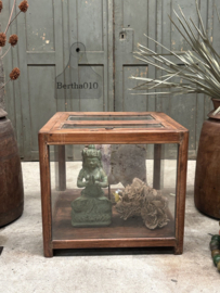 Oude toonvitrine museum  147094