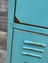 Turquoise 6-deurs locker (144313) verkocht