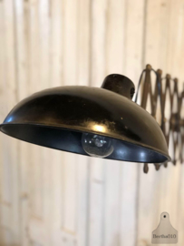 Bauhaus scharnierlamp (141154) verkocht