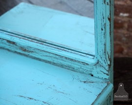 Turquoise spiegel met laatje (130907)..verkocht