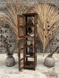 Geleefde Engelse vitrinekast uit de jaren 20 functioneel elegant 147