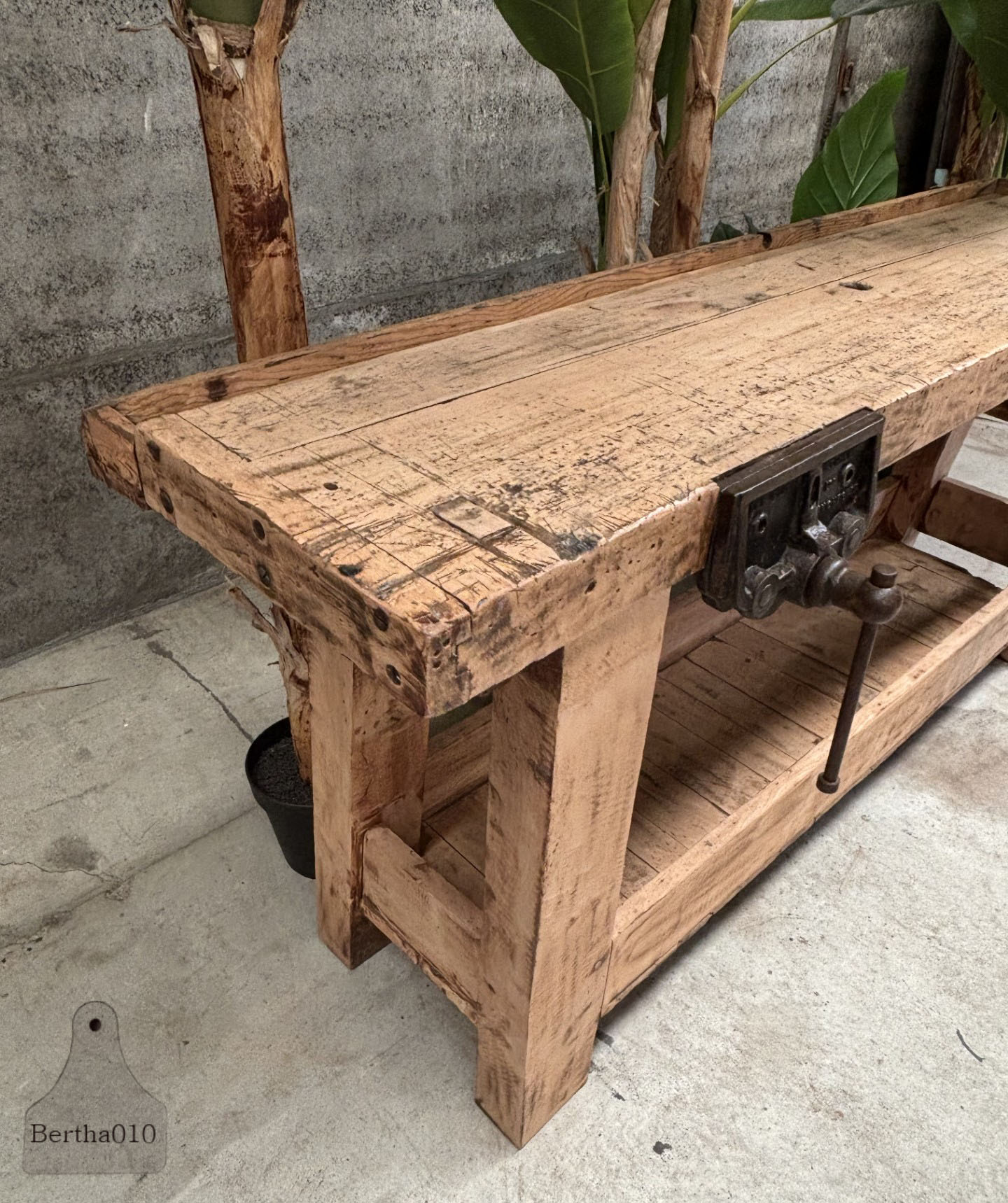 Robuuste Franse werkbank met originele Manchester bankschroef 147601