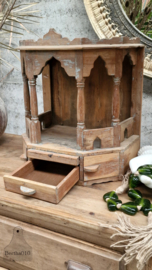 Oude houten altaar tempel 147286 verkocht