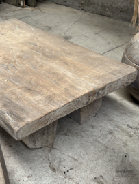 Antieke kleine Naga tafel 147436 Naga table bleach Nagatafel