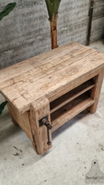 Kleine oude werkbank 147356 lengte 124 cm verkocht
