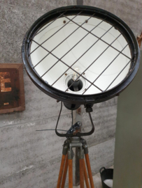 Authentieke fabriekslamp op statief (144861) verkocht