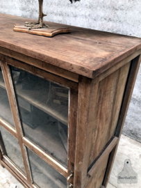 Oude vitrinekast dressoir (146132) lengte 193 cm verkocht