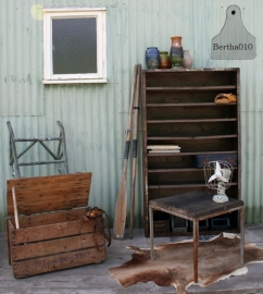 Industriele tafel, oude scheepsluiken (130536)..verkocht