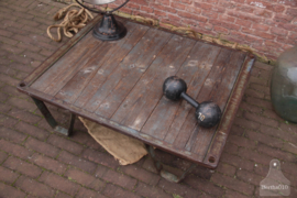 Oude trolleytafel (137006) verkocht