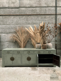 Lang oud Chinees dressoir 148069 lengte 264 cm