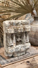 Tempel steen F 147189 altaar verkocht