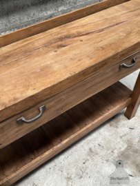 Massief eiken timmermanswerkbank met verleden 147930 lengte 183 cm