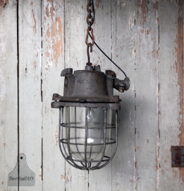 Oude Bully lamp (131252, 131253)..verkocht