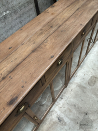 Antiek Engels winkel dressoir lengte 366 cm verkocht
