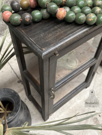 Twee authentieke vitrine hotelnachtkastjes jaren 30 40 148160 A