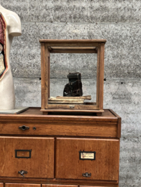 Laboratorium vitrine 147668a verkocht