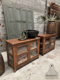 Uniek duo antieke winkel vitrines 148104