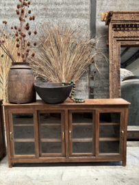 Set van 2 unieke jaren 30 vitrine winkelkasten 148092