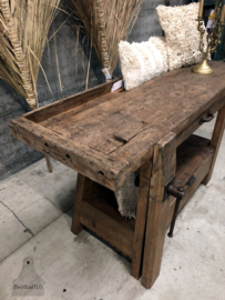 Oude werkbank met la en opbergruimte onderkant (146428) 160 cm verkocht