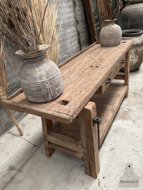 Stoer, doorleefd unieke werkbank uit oud Frans atelier 147938 lengte 206 cm