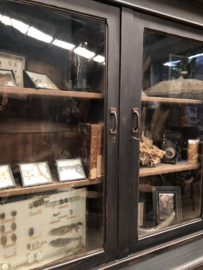 Antieke vitrinekast in twee delen (145659) verkocht
