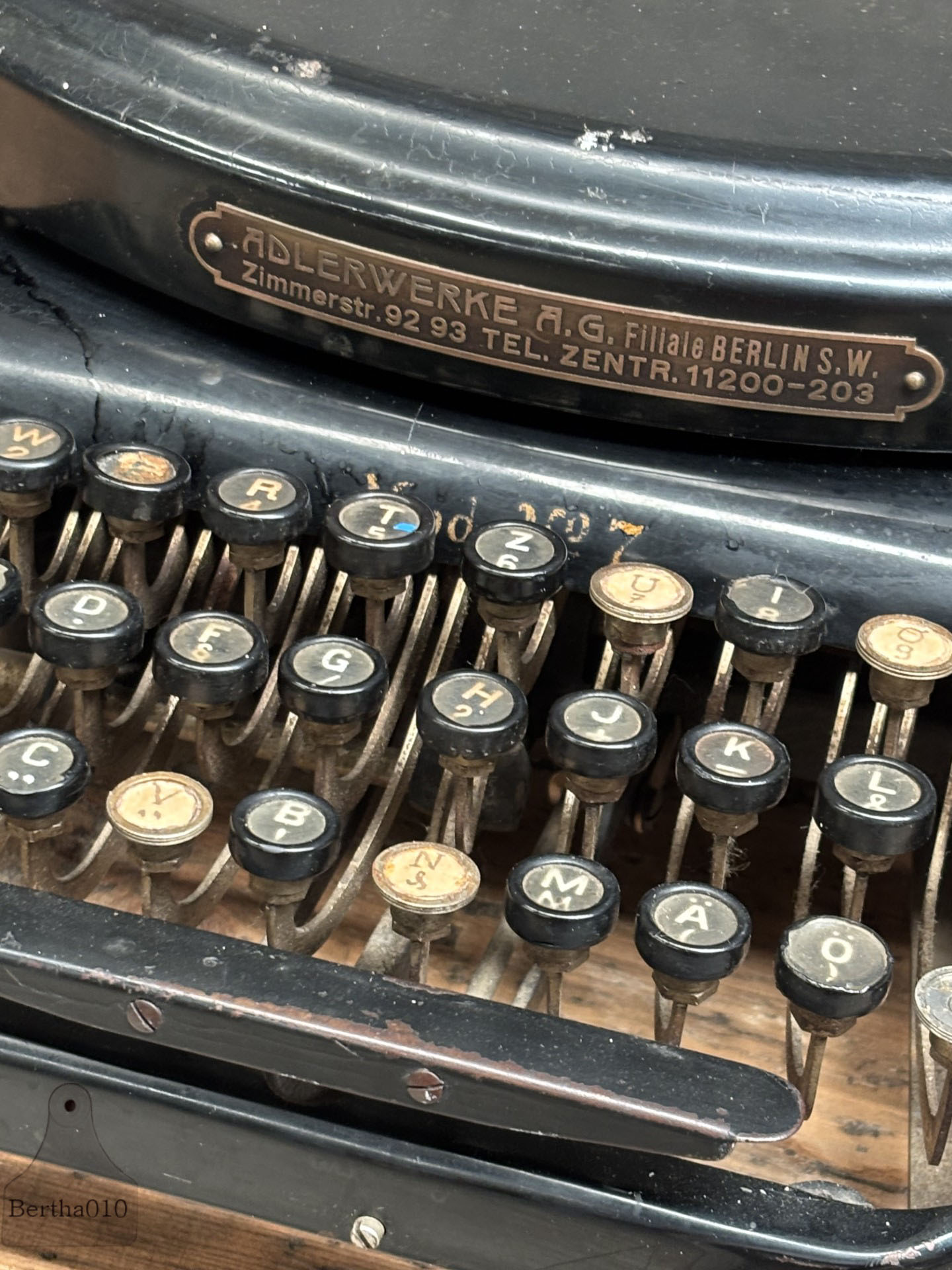 Adler typemachine uit 1900 (147582)