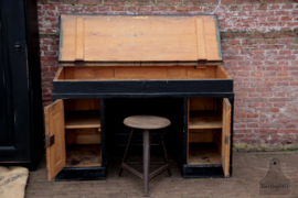 Industrieel bureau begin jaren 1900 (137002) verkocht