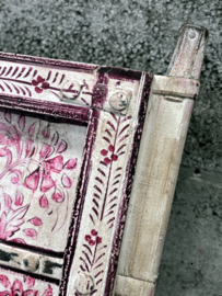 Oude roze poort met olifanten (147195)
