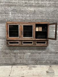 Antieke unieke houten hangvitrine uit de jaren 20 30 147729 verkocht