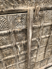 Bruidskast India (145565) verkocht