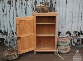 Brocante kast (137132) verkocht