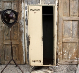 Jaren 30 industriële locker (131241) verkocht