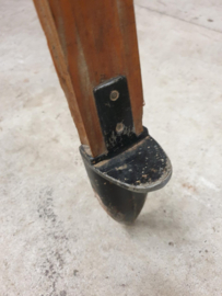 Authentieke fabriekslamp op statief (144861) verkocht