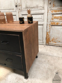 Industrieel dressoir keukeneiland (144139) verkocht