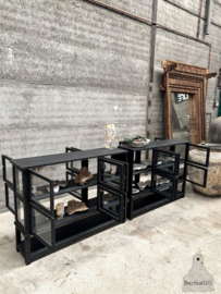 Set van 2 unieke jaren 30 dubbelzijdige vitrine winkelkasten 147869 147870