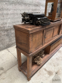 Antiek Engels dressoir houten sidetable 147400