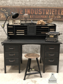 Antiek kantoorbureau (145149) verkocht