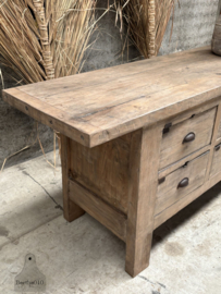 Antieke werkbank uit atelier pottenbakker met 6 laden 147979 lengte 205 cm