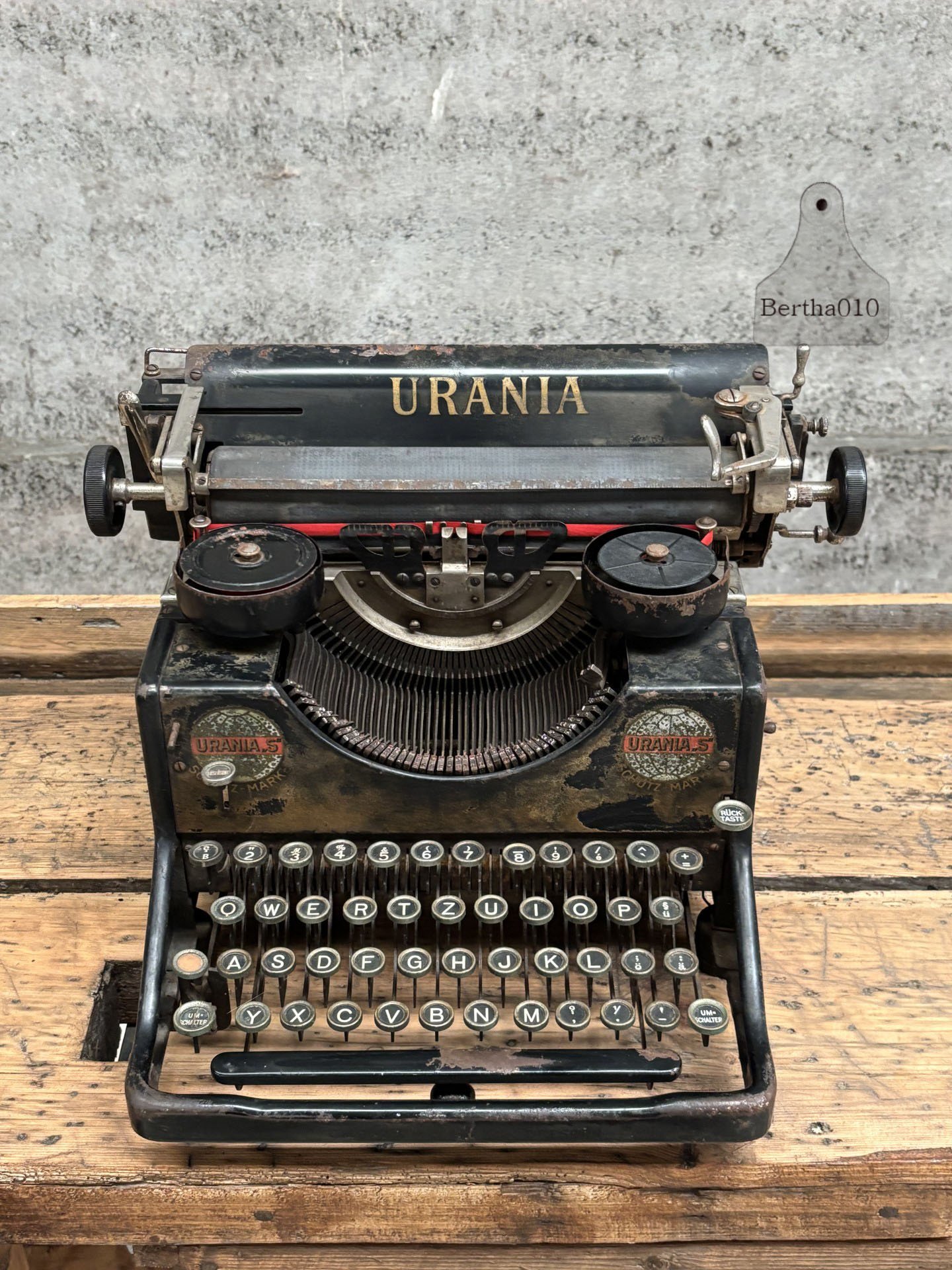 Urania S typemachine ca 1920 (147581)