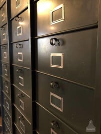 Strafor 30 kleppenkast  (135796) verkocht