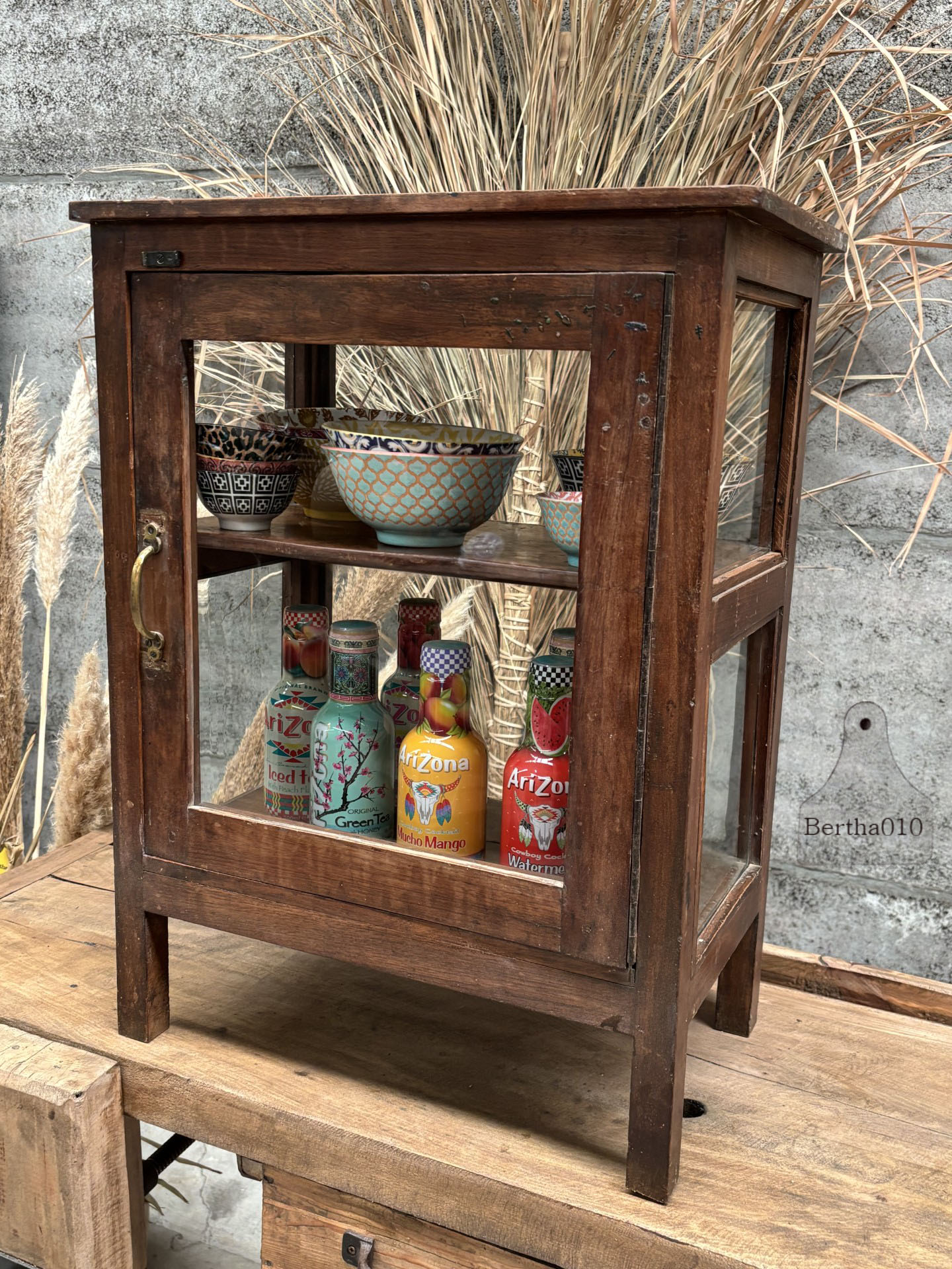 Oud Engels vitrinekastje gebobbeld glas ca 1900 (147448)