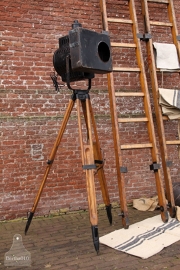 Oude theaterlamp op statief (131903) verkocht