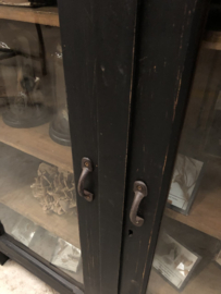 Antieke vitrinekast met oud gebobbeld glas (145776) verkocht