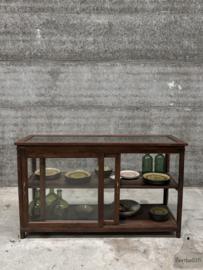 Jaren 30 vitrine dressoir  museale herkomst 147865