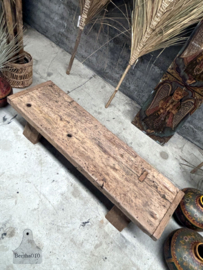 Oude salontafel robuust hout (146694)