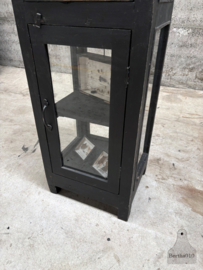 Hoge XXL vitrine (146943) hoogte 265 cm